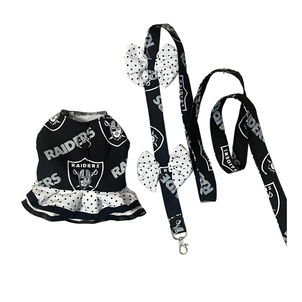 Harness Ruffles with Leash