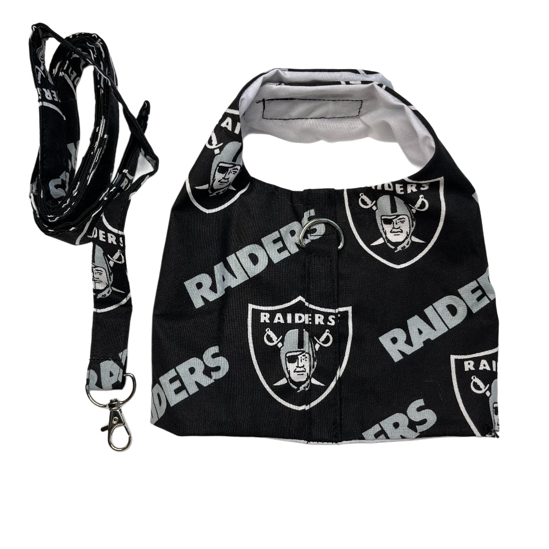 Raiders harness with leash